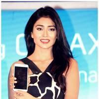 Shriya Saran - Shriya Saran Launches Samsung Galaxy Smart Phone Photos | Picture 467756