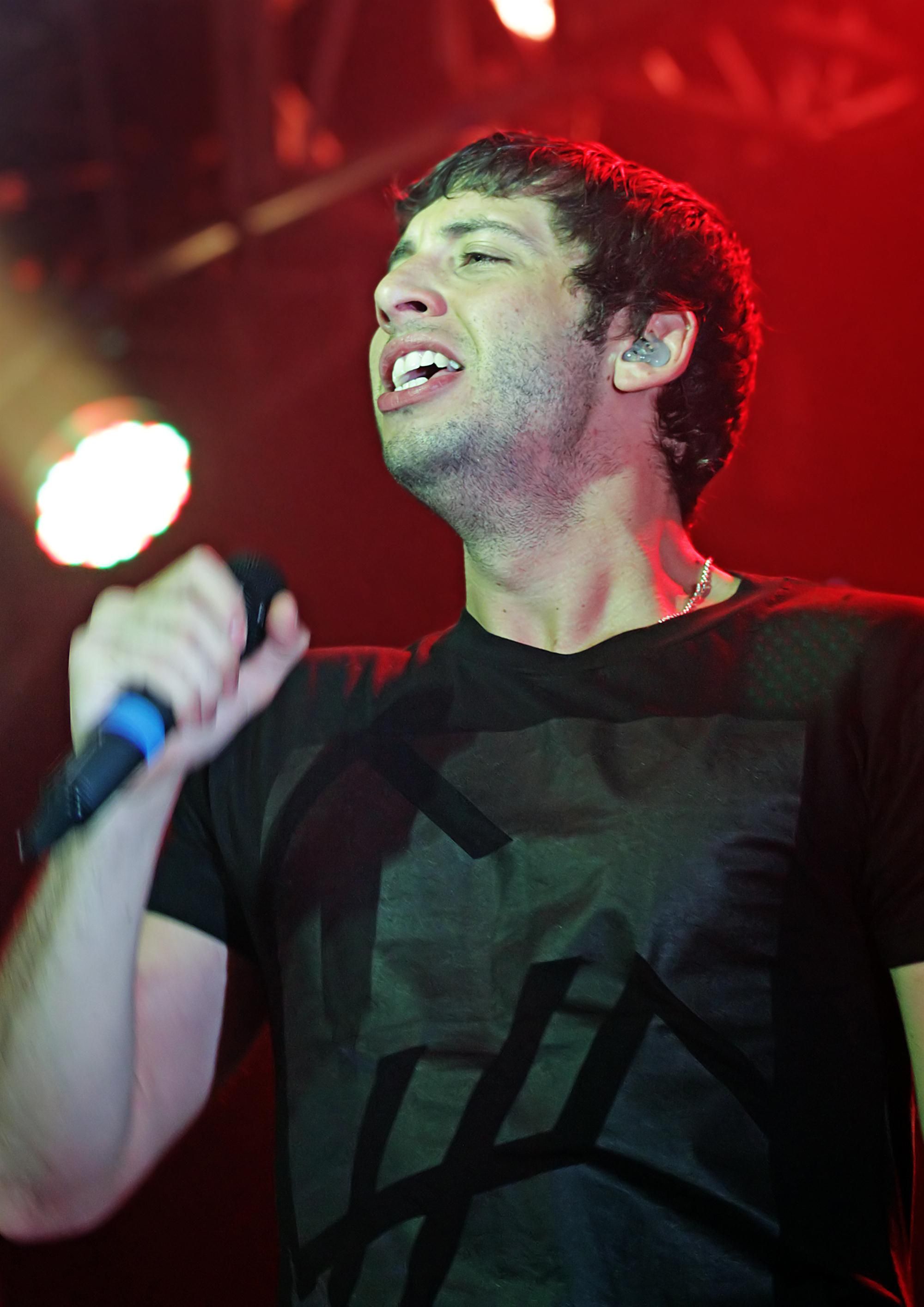 Example (real name Elliot Gleave) performing at Liverpool University Mountford Hall | Picture 134525