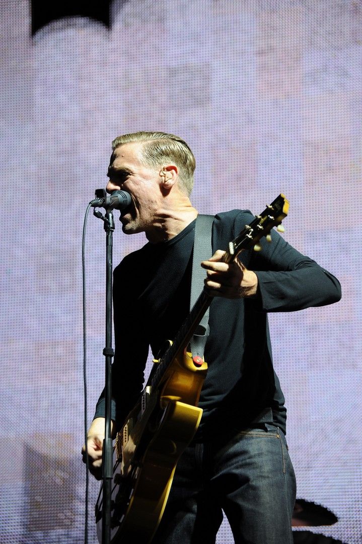 Bryan Adams performs live during the 'Waking up the Neighbours' | Picture 135026