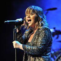 Kelly Clarkson - Kelly Clarkson,Christina Perri Performances at the Chicago Theatre | Picture 134800