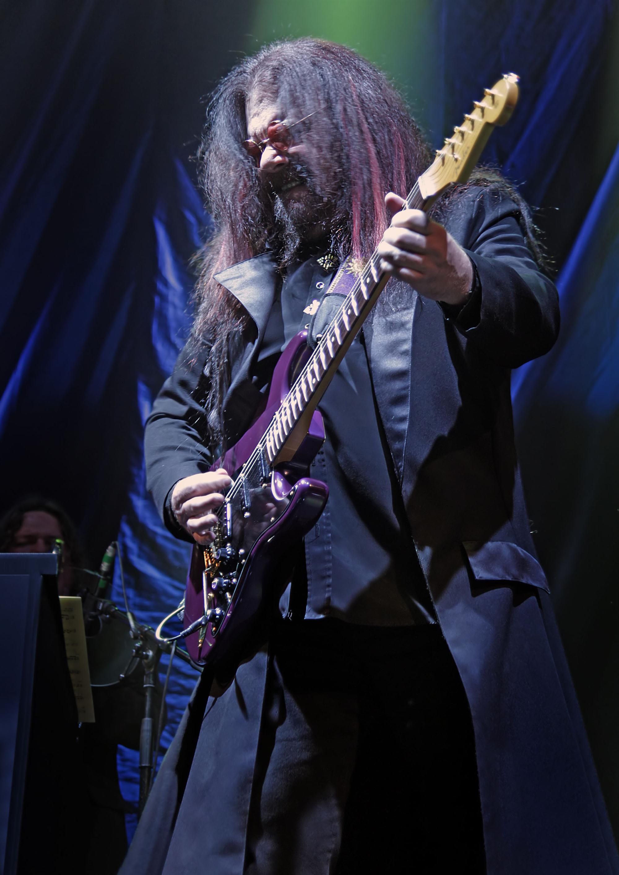 Roy Wood performing at Liverpool Echo Arena  | Picture 137080