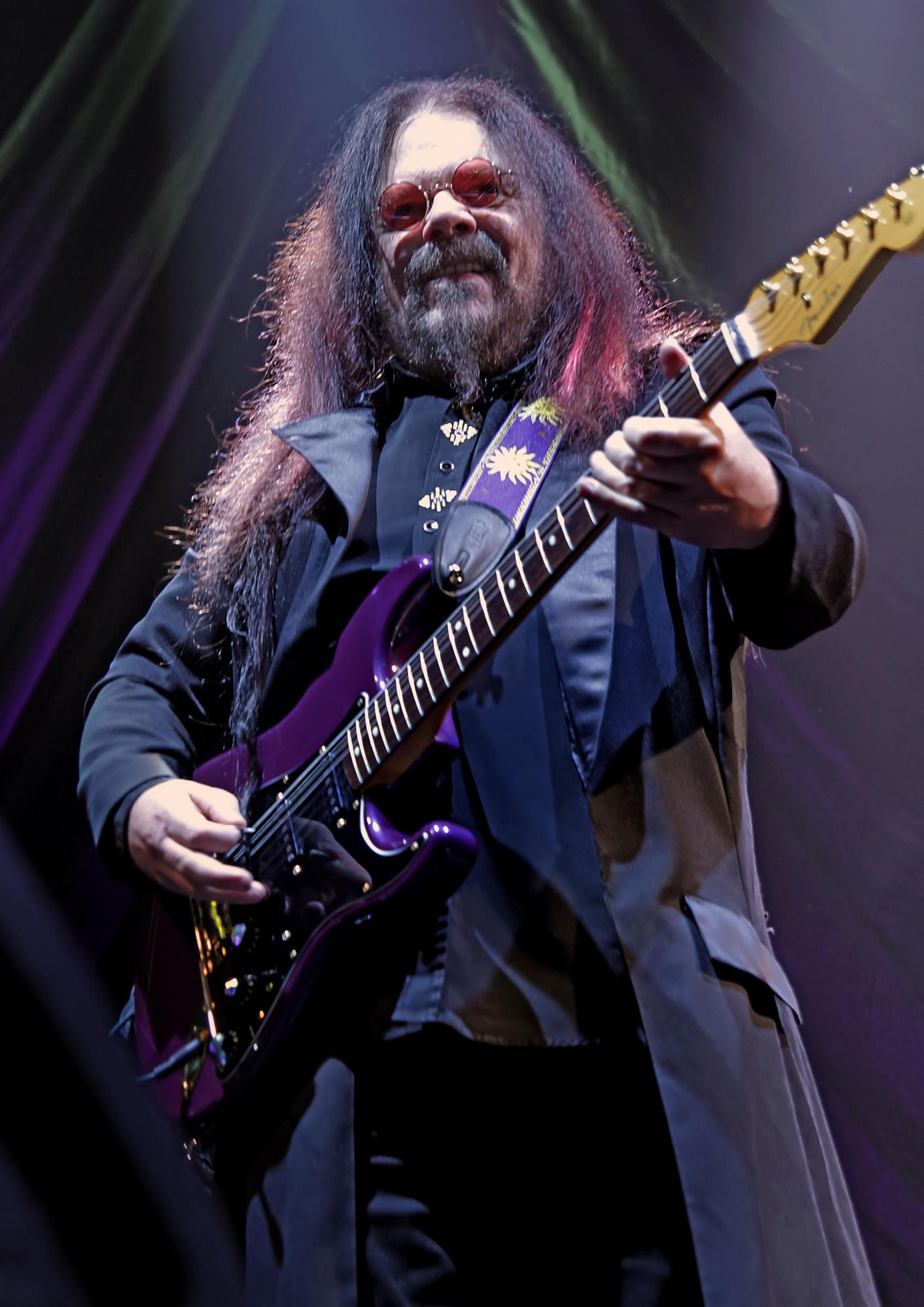 Roy Wood performing at Liverpool Echo Arena  | Picture 137084