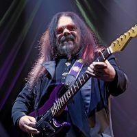 Roy Wood performing at Liverpool Echo Arena 