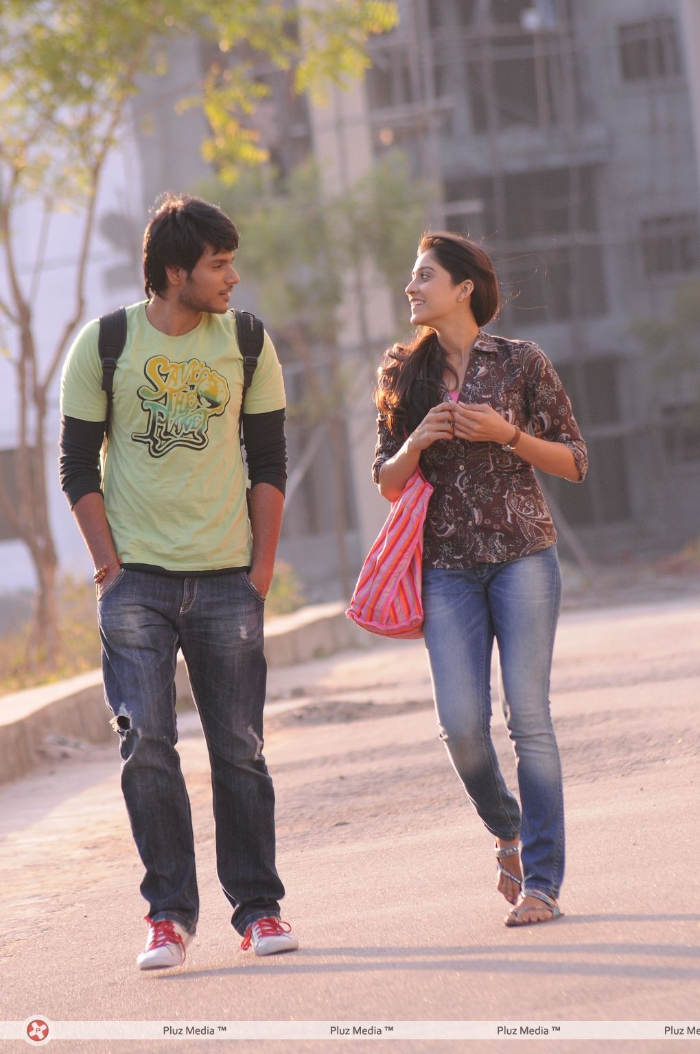 Routine Love Story Working Stills | Picture 136384