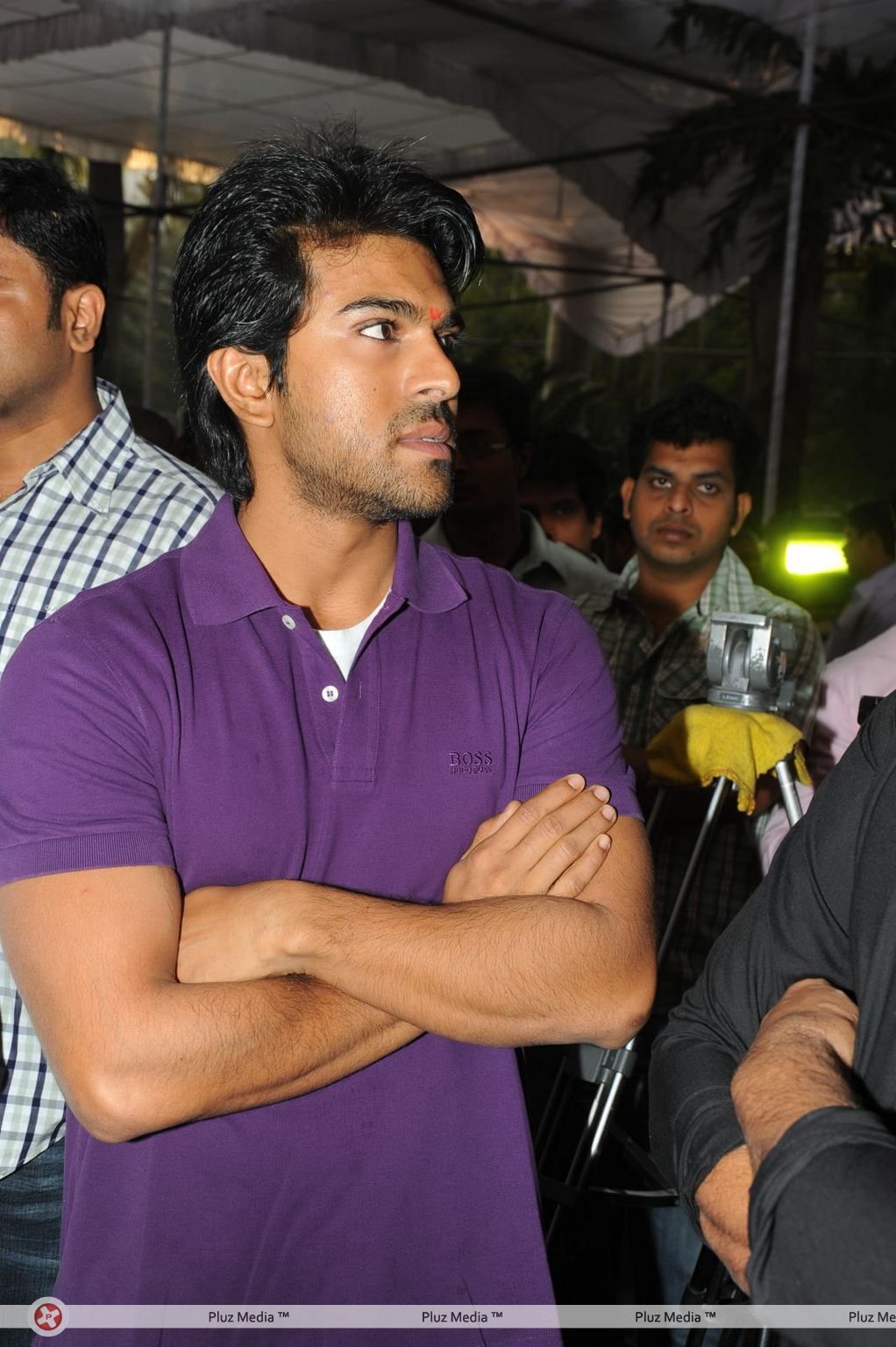 Ram Charan Teja - Yevadu Movie Opening - Pictures | Picture 137233