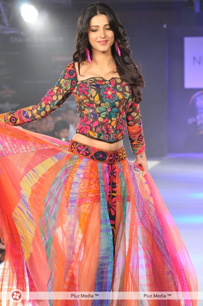Shruti Haasan - Celebs At Hyderabad International Fashion Week 2011 - Pictures | Picture 139397