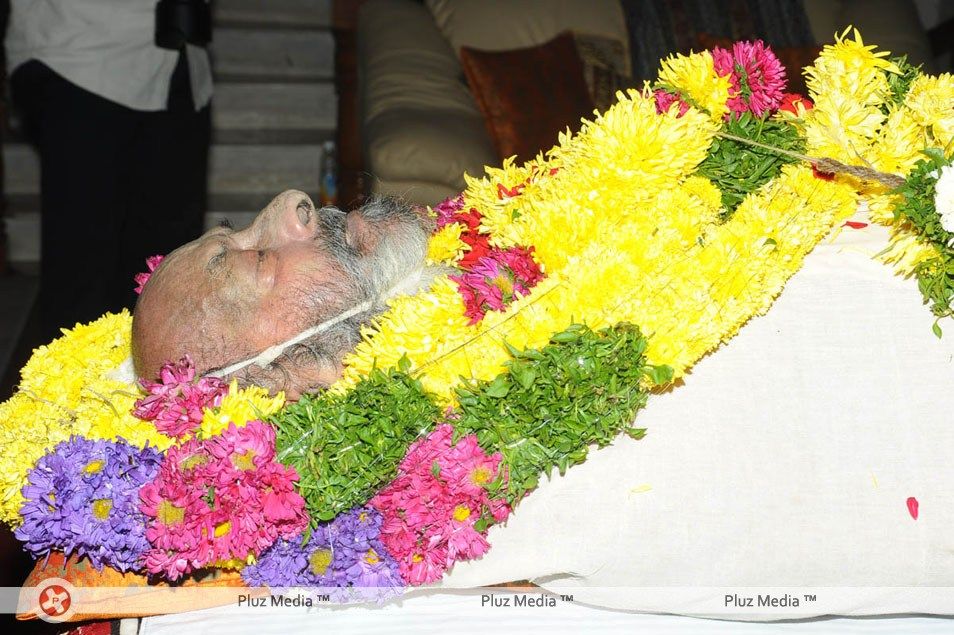 Writer Tripuraneni Maharadhi Funeral - Pictures | Picture 142037