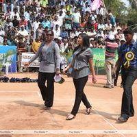 Anjali with Women's Kabadi Players - Pictures | Picture 186988
