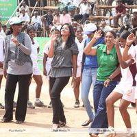 Anjali with Women's Kabadi Players - Pictures | Picture 186997