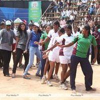 Anjali with Women's Kabadi Players - Pictures | Picture 186999