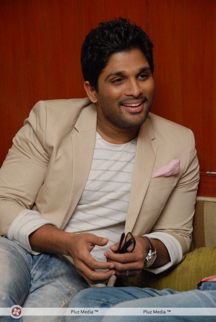Allu Arjun - Julayi Double Platinum Disc Function Pictures | Picture 253486