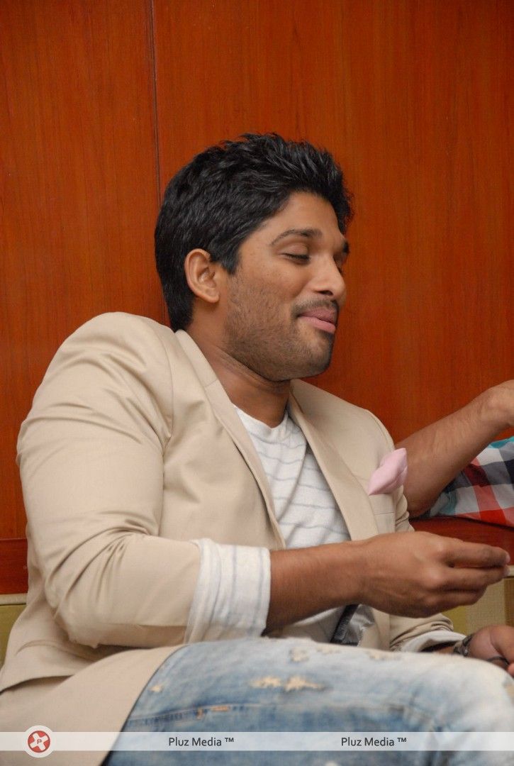 Allu Arjun - Julayi Double Platinum Disc Function Pictures | Picture 253552