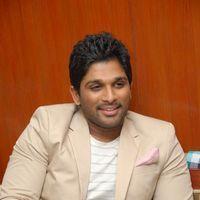 Allu Arjun - Julayi Double Platinum Disc Function Pictures | Picture 253491