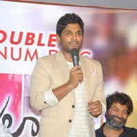 Allu Arjun - Julayi Double Platinum Disc Function Pictures | Picture 253575