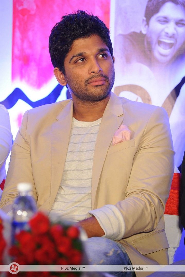 Allu Arjun - Julayi Double Platinum Disc Function Pictures | Picture 253714