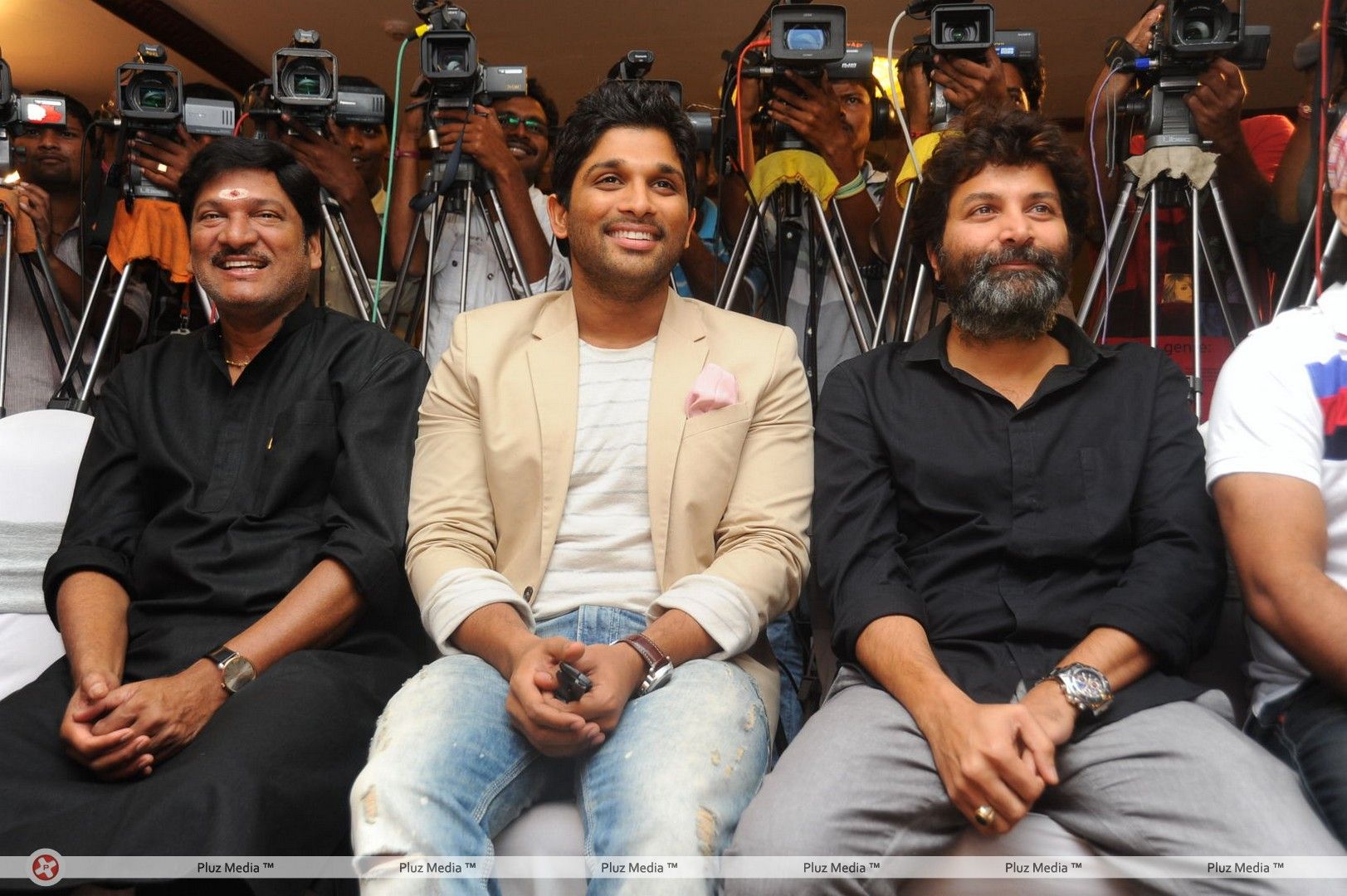 Julayi Double Platinum Disc Function Pictures | Picture 253752
