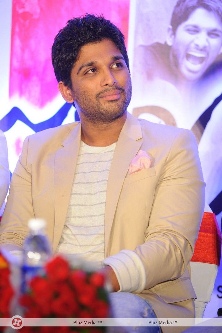 Allu Arjun - Julayi Double Platinum Disc Function Pictures | Picture 253753