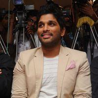 Allu Arjun - Julayi Double Platinum Disc Function Pictures | Picture 253732