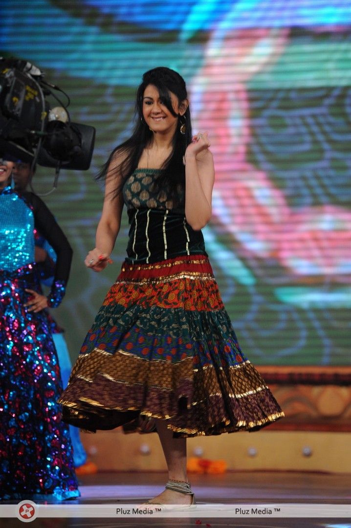 Kamna Jethmalani - Mirchi Music Awards 2012 Pictures | Picture 254784
