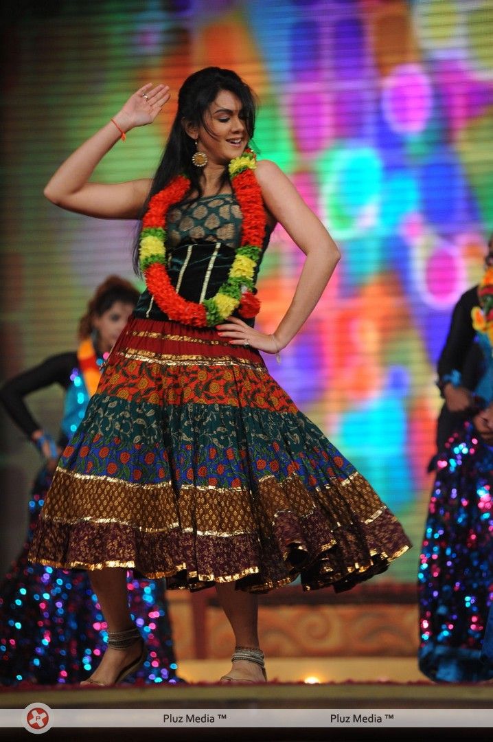 Kamna Jethmalani - Mirchi Music Awards 2012 Pictures | Picture 254836