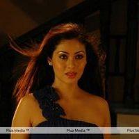 Sadha - Sada Hot Navel Show in Mythili Movie | Picture 263004