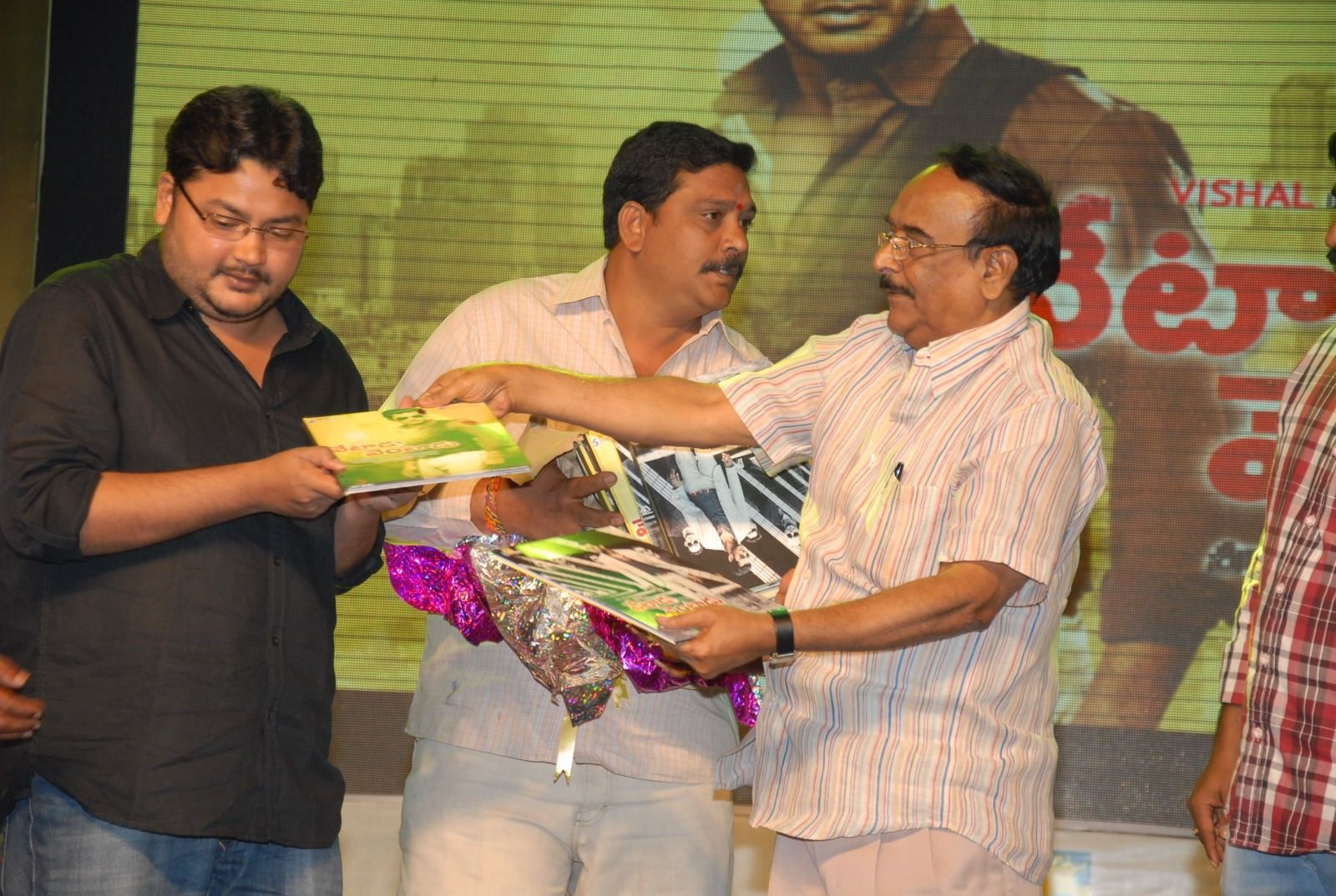 Vetadu Ventadu Movie Audio Launch Pictures | Picture 335422