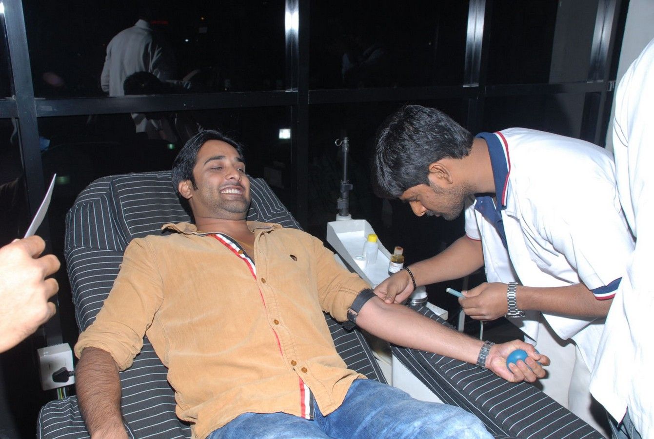 Actors Blood Donation @ Chiranjeevi Blood Bank Pictures | Picture 346441