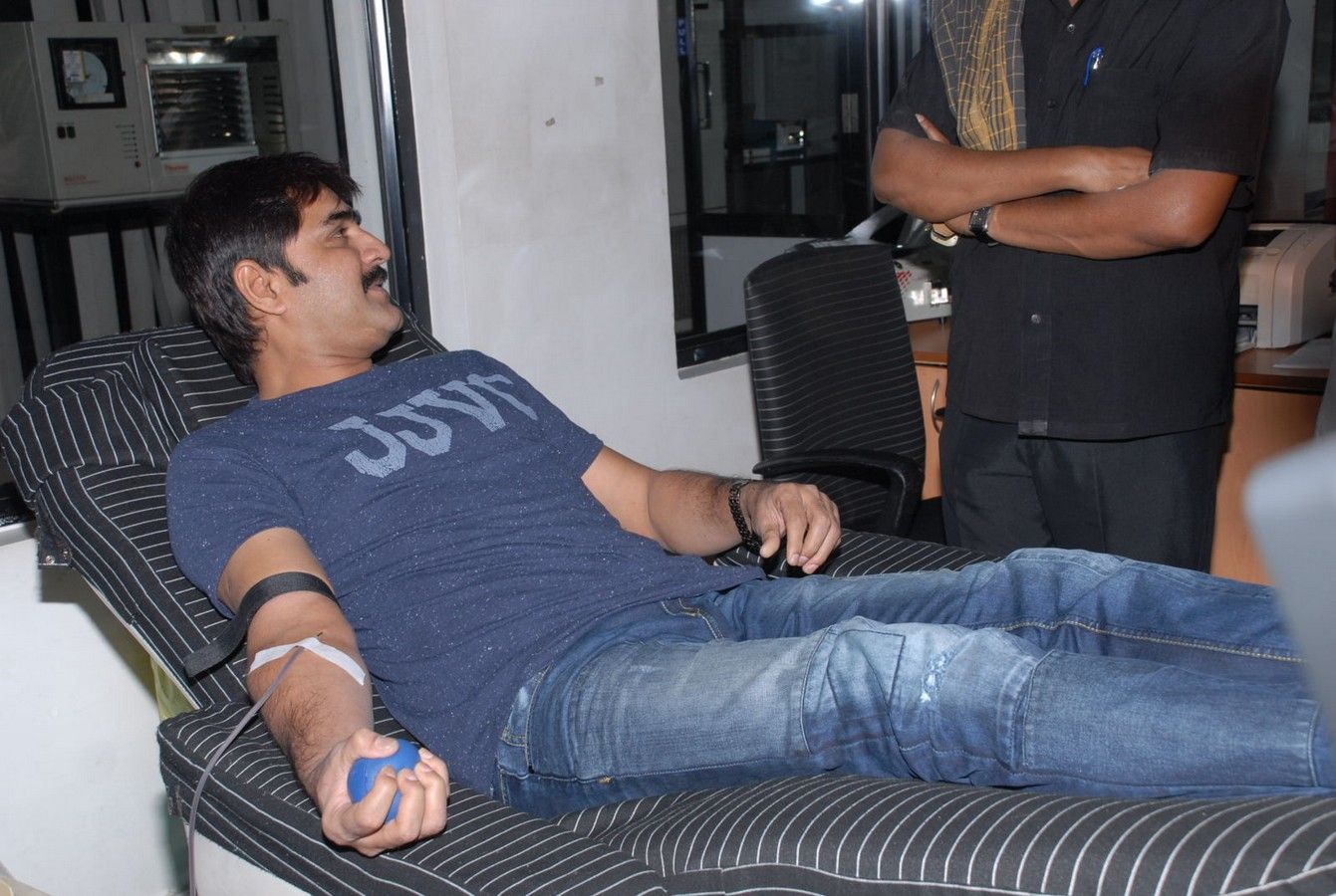 Actors Blood Donation @ Chiranjeevi Blood Bank Pictures | Picture 346445