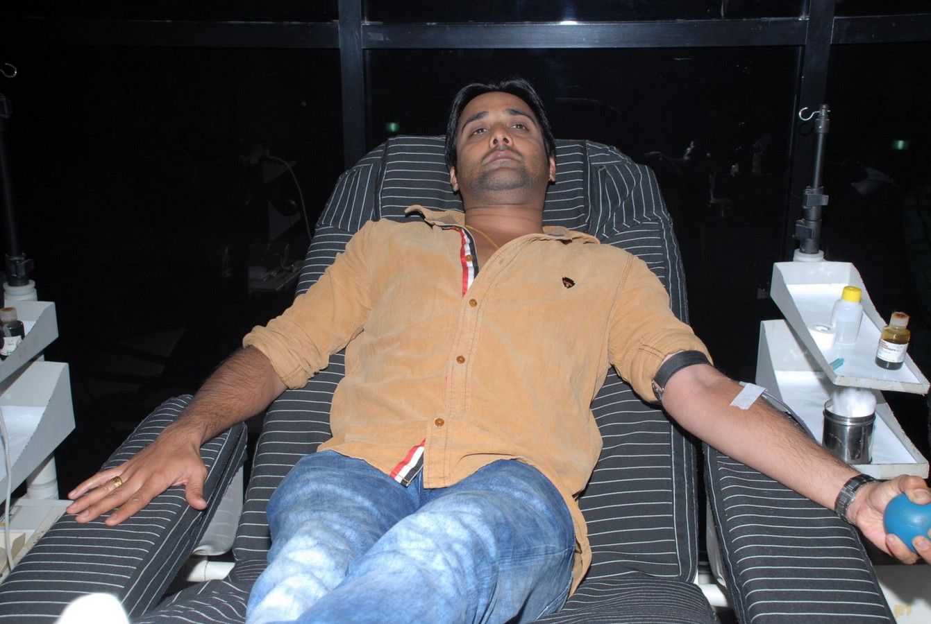 Actors Blood Donation @ Chiranjeevi Blood Bank Pictures | Picture 346466