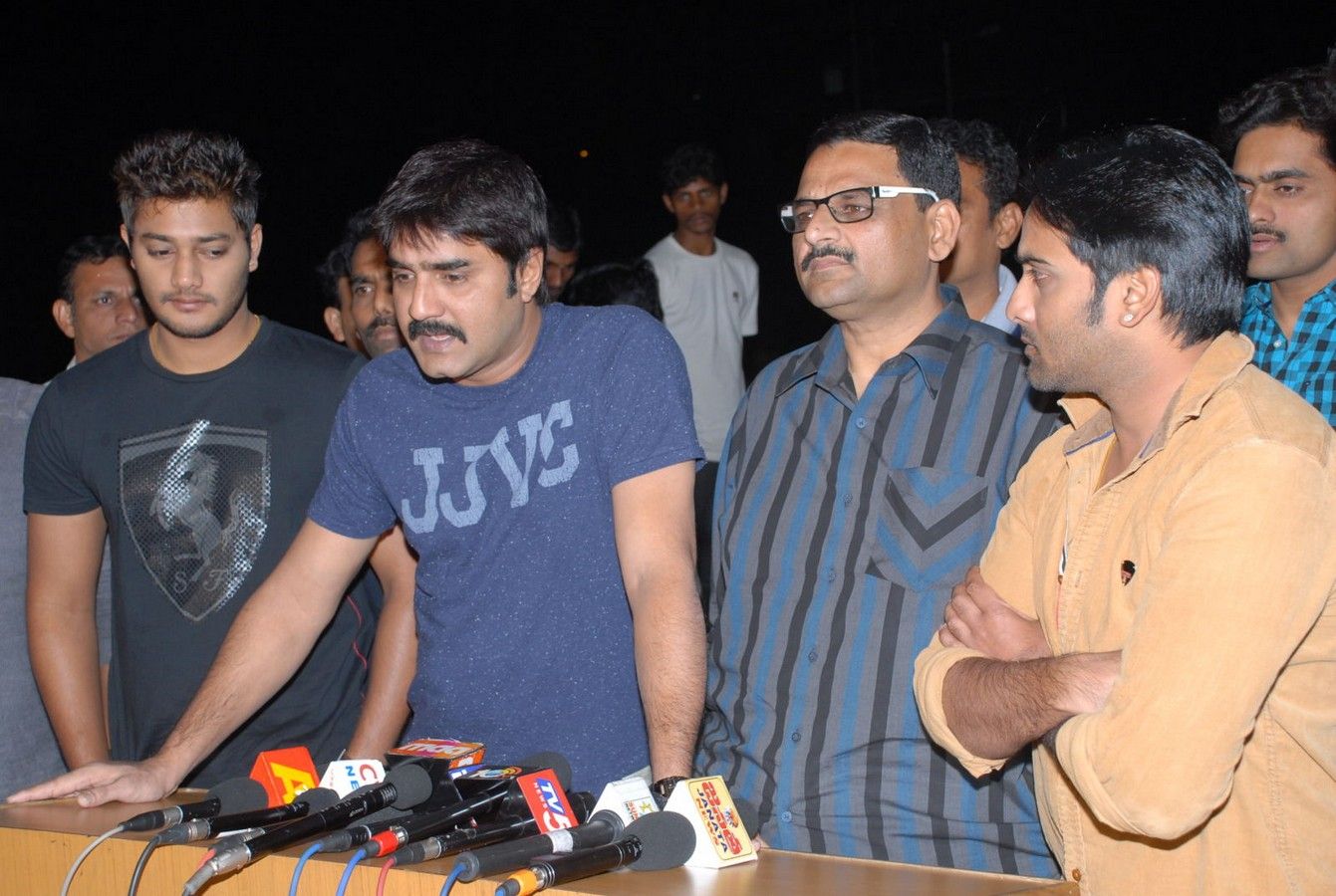 Actors Blood Donation @ Chiranjeevi Blood Bank Pictures | Picture 346471