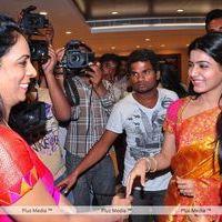 Samantha Launches women's world Showroom - Pictures | Picture 160903