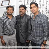 Siddharth at the audio people store - Pictures | Picture 164016