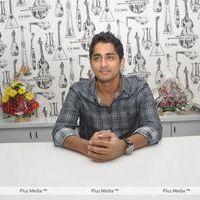 Siddharth at the audio people store - Pictures | Picture 164018