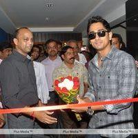 Siddharth at the audio people store - Pictures | Picture 164086