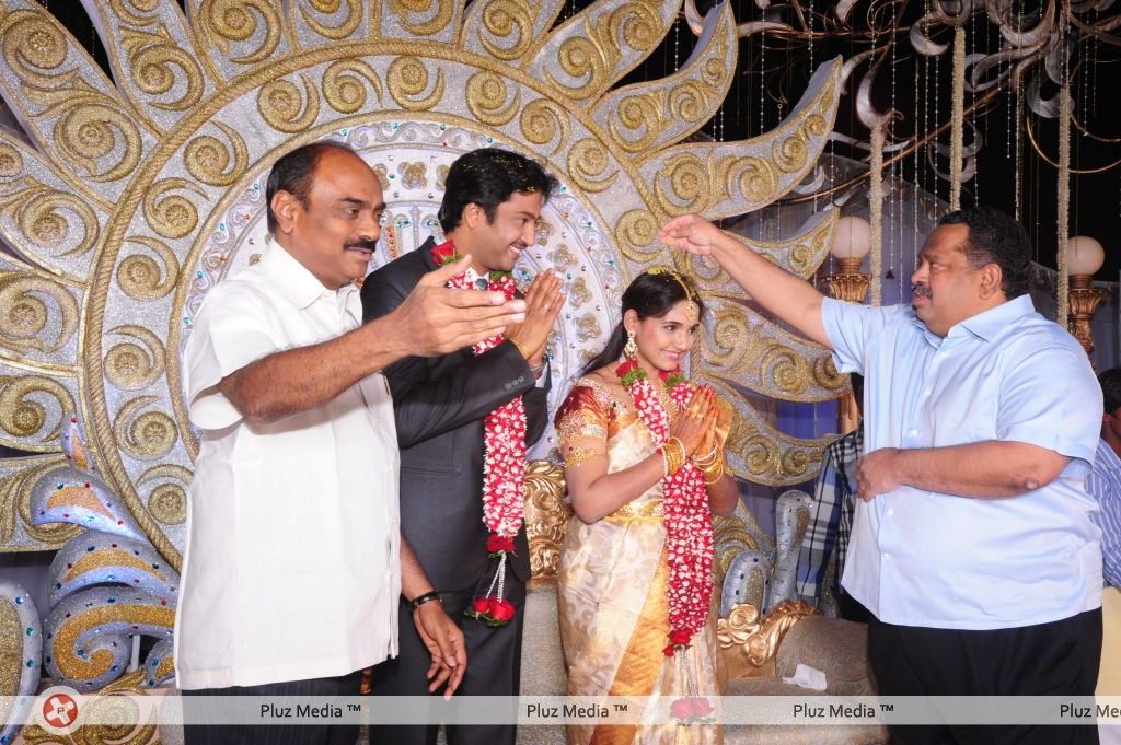 Aryan Rajesh Wedding Reception Photos | Picture 164767