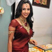 Priya Anand at NAC Jewellers for 1000 Diamond Necklaces Festival Event - Pictures | Picture 168397