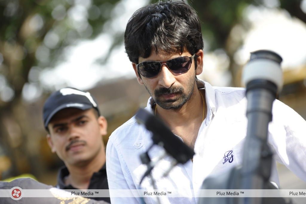 Gopichand Malineni - Bodyguard Movie Working Stills | Picture 146564