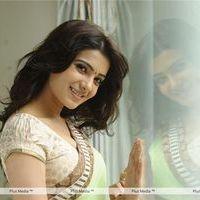 Samantha in Sari Stills | Picture 147867