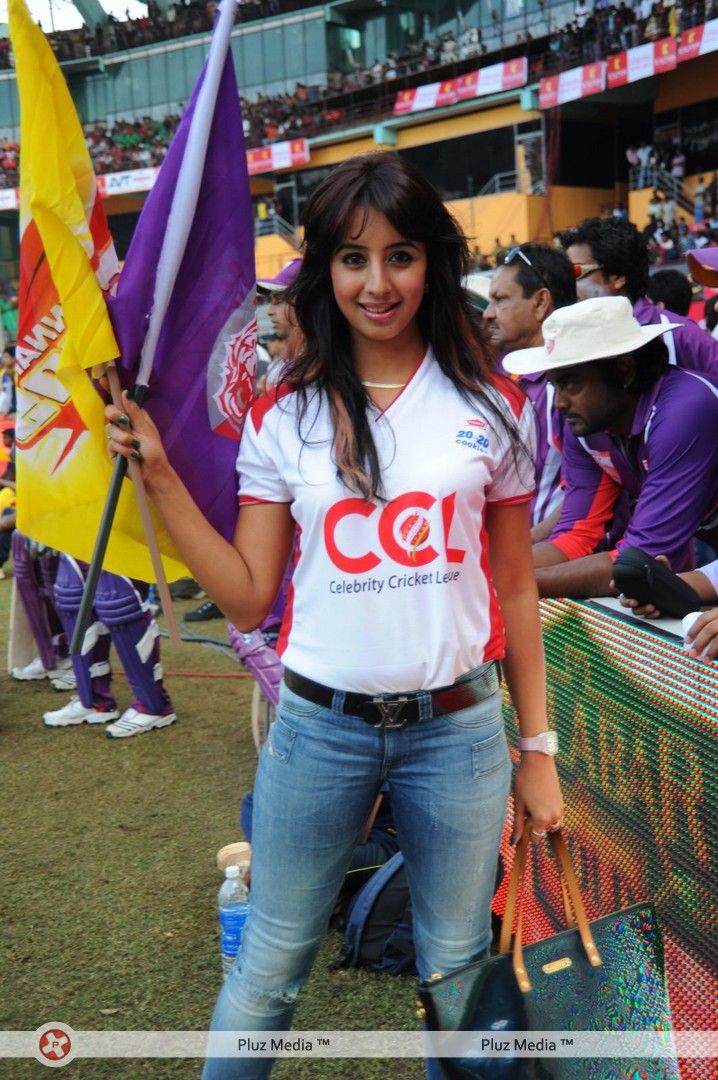 Sanjjanna Galrani - Sanjana, Priyamani, Genelia & Lakshmi Rai at CCL Match - Photos | Picture 155401
