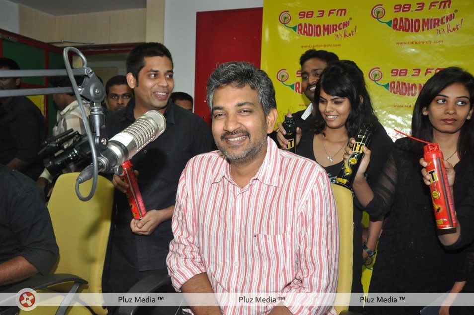 S. S. Rajamouli - Rajamouli at Radio Mirchi for Eega Promotion Pictures | Picture 230478