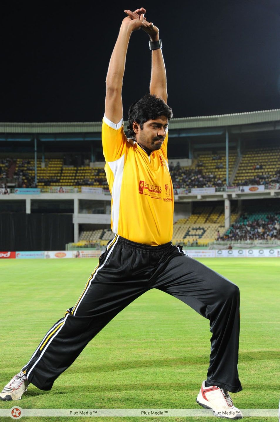 Allari Naresh - Tollywood Cricket League match at Vizag Pictures | Picture 230516