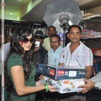 Actress Madhavi latha Inaugurates Sleep Well World Store Pictures | Picture 237848