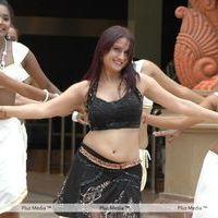 Sonia Agarwal Hot in Kathanayaki Movie Stills | Picture 239505