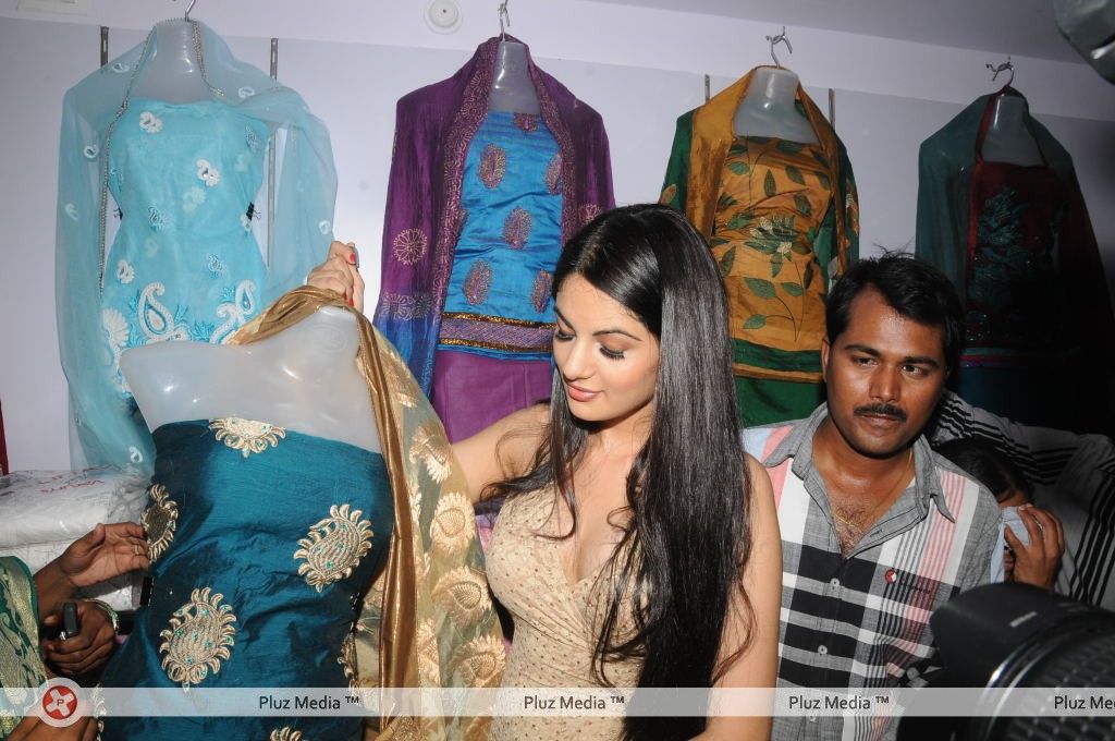 Jinal Pandya Launches Ladies World Showroom - Pictures | Picture 196170