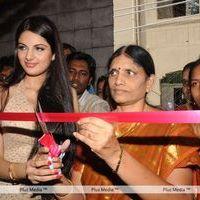 Jinal Pandya Launches Ladies World Showroom - Pictures | Picture 196209