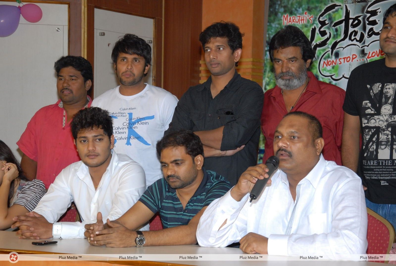 Bus Stop Movie Press Meet Pictures | Picture 314466