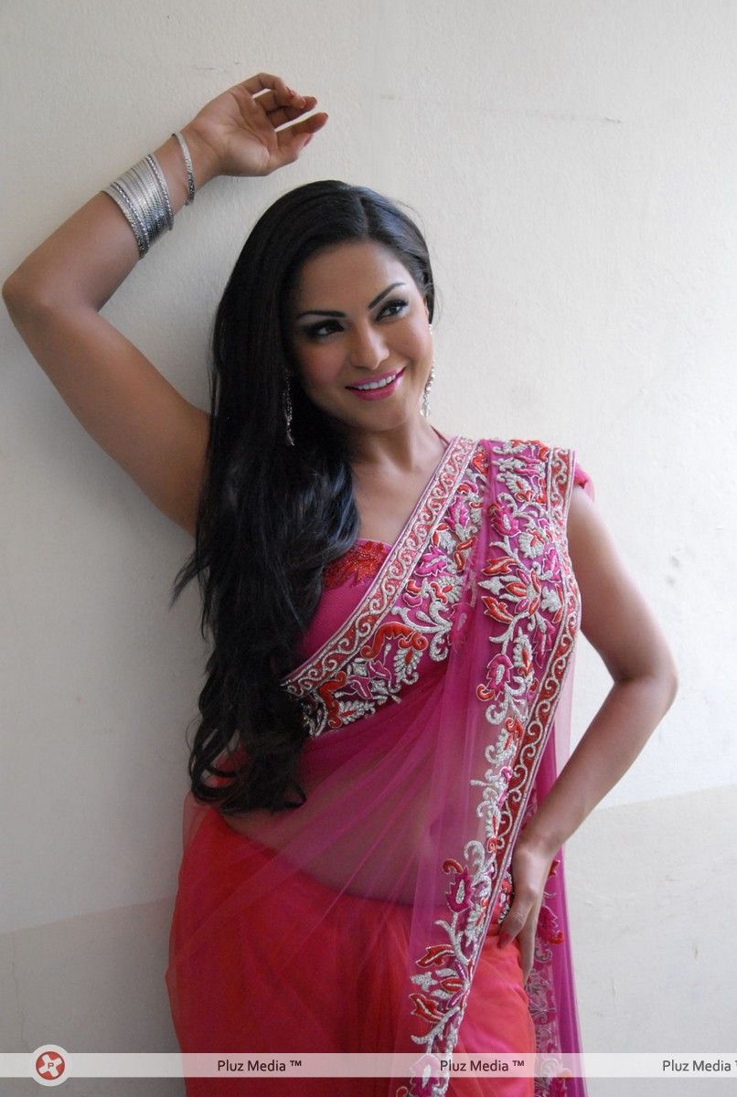 Veena Malik at Nagna Satyam Movie Launch Pictures | Picture 315667