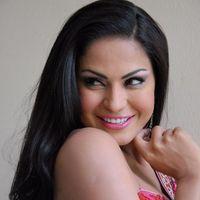 Veena Malik at Nagna Satyam Movie Launch Pictures | Picture 315709