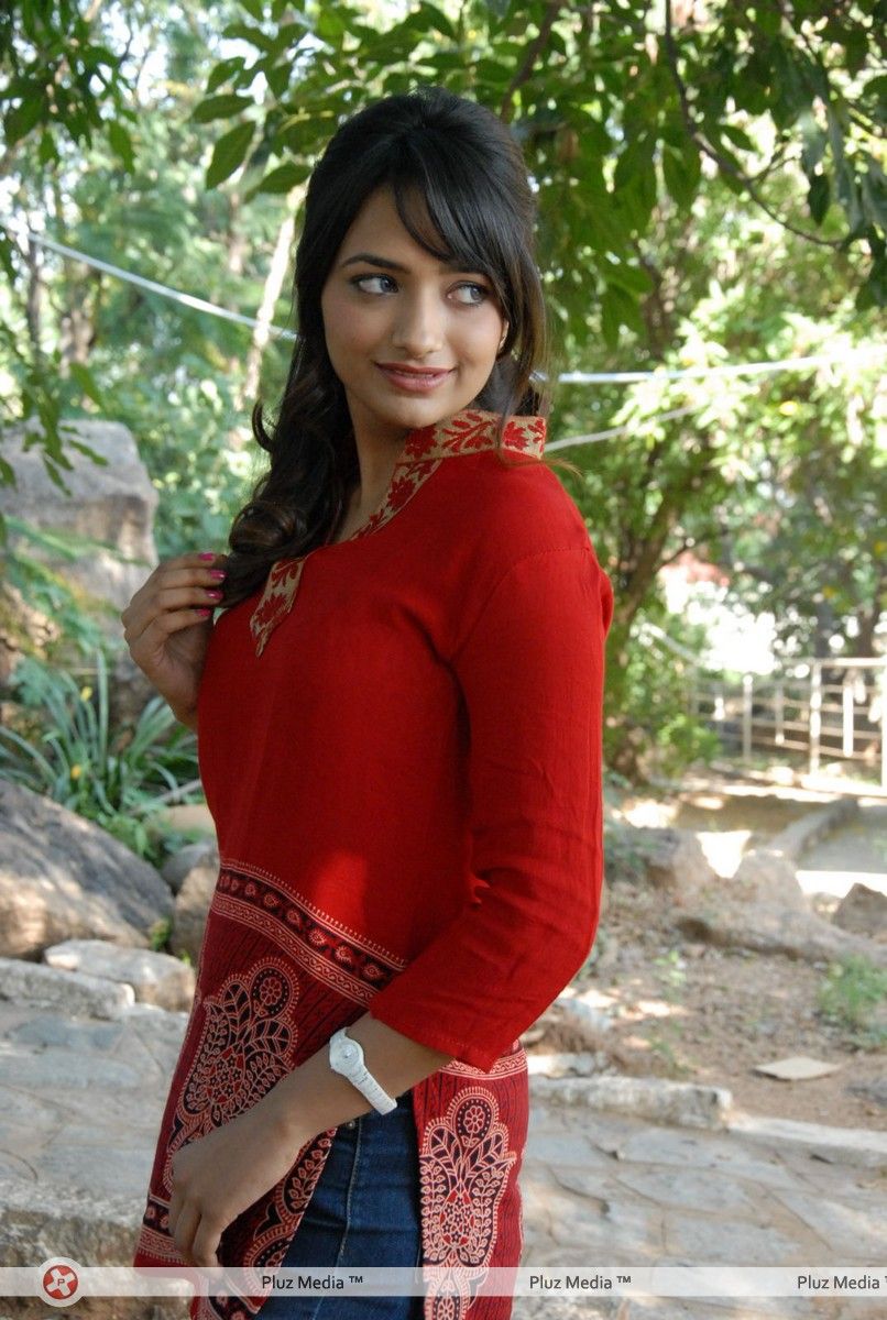 Actress Ziya Stills at Entha Andam Ga Unnave Movie Launch | Picture 319573
