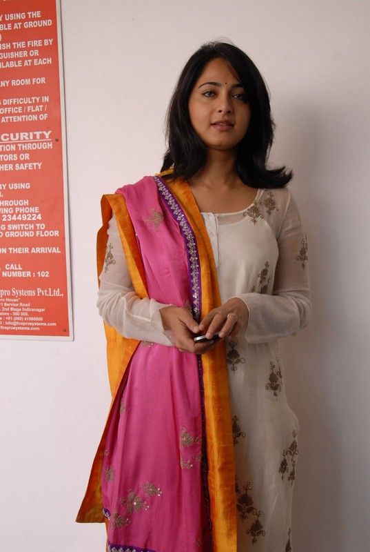 Anushka Shetty at Damarukam Success Meet Pictures | Picture 327826